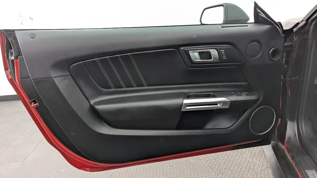 2022 FORD MUSTANG ECOBOOST PREMIUM photo 12