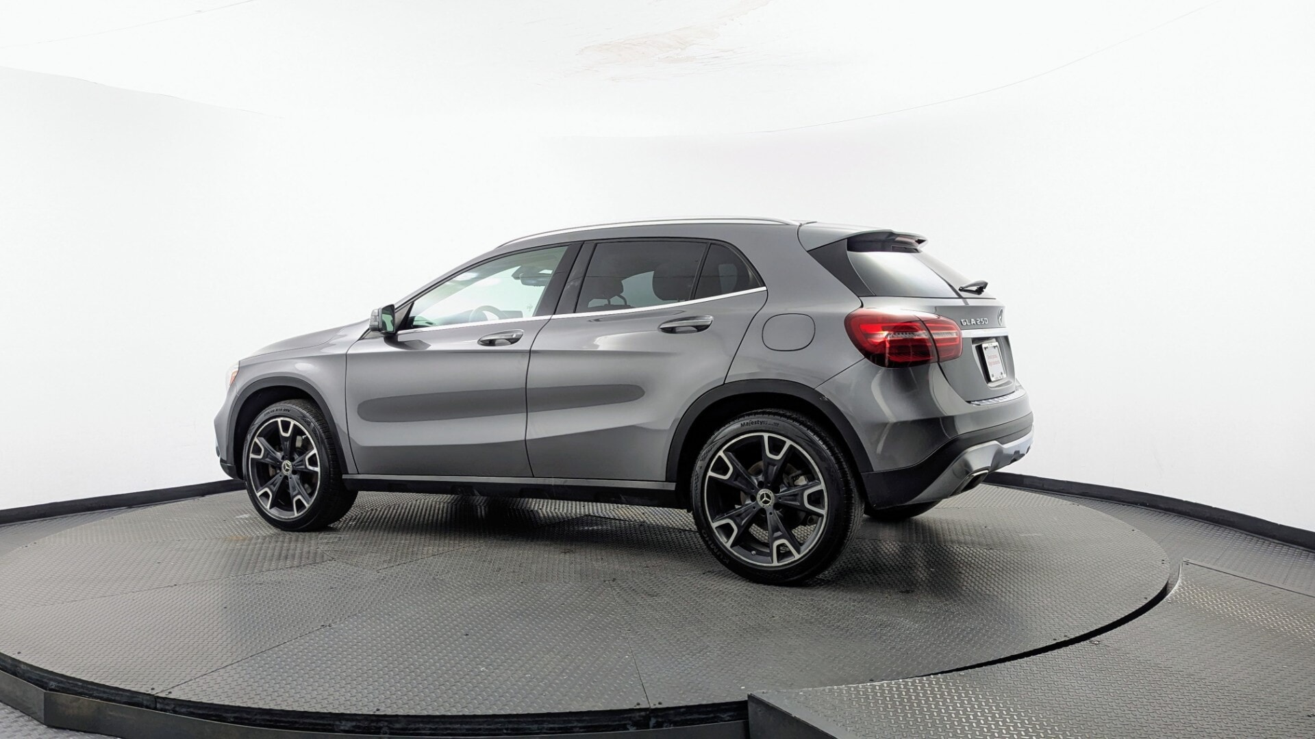 2019 MERCEDES-BENZ GLA GLA 250 photo 5