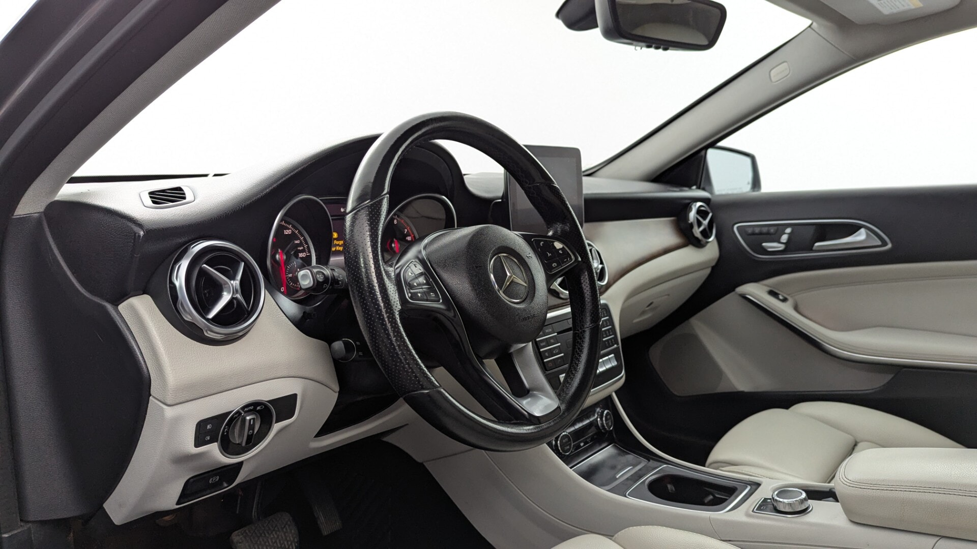 2019 MERCEDES-BENZ GLA GLA 250 photo 23