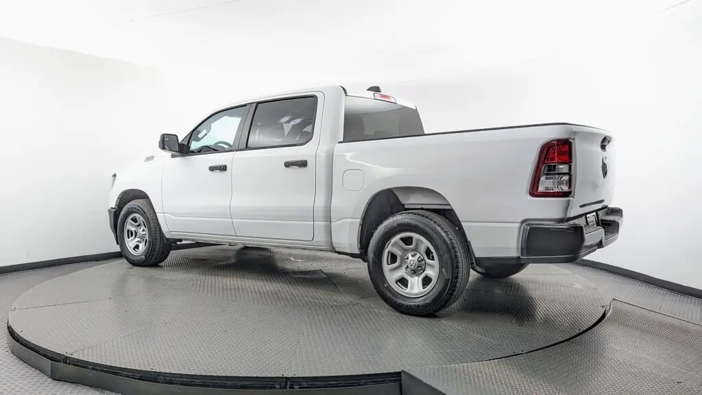 2023 RAM 1500 TRADESMAN photo 5