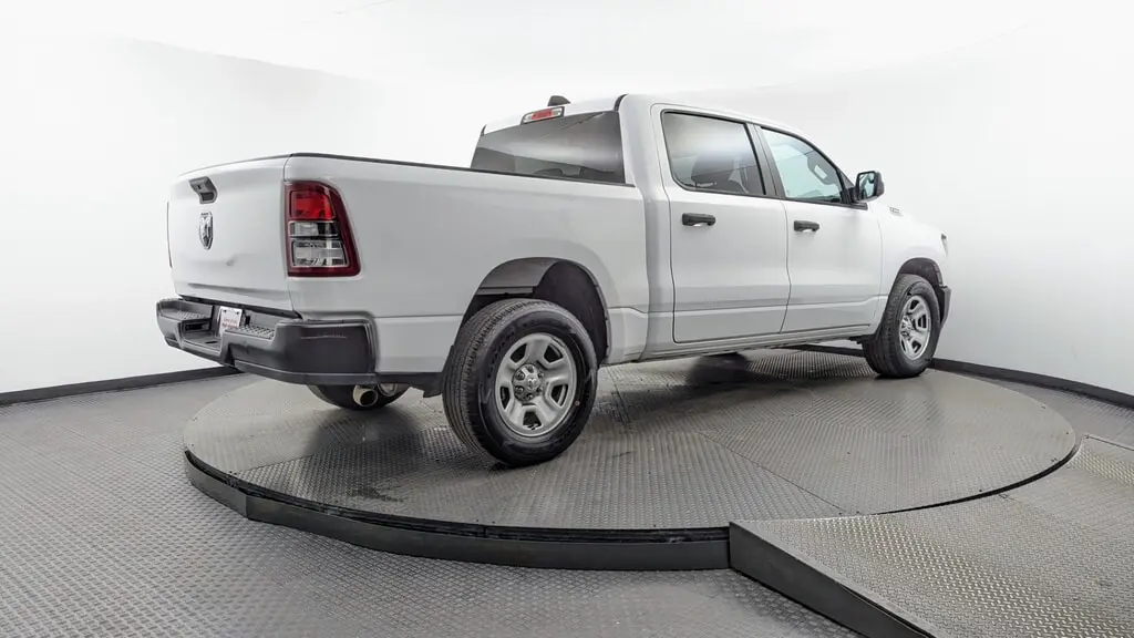 2023 RAM 1500 TRADESMAN photo 7
