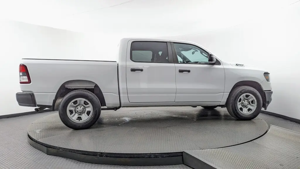 2023 RAM 1500 TRADESMAN photo 8
