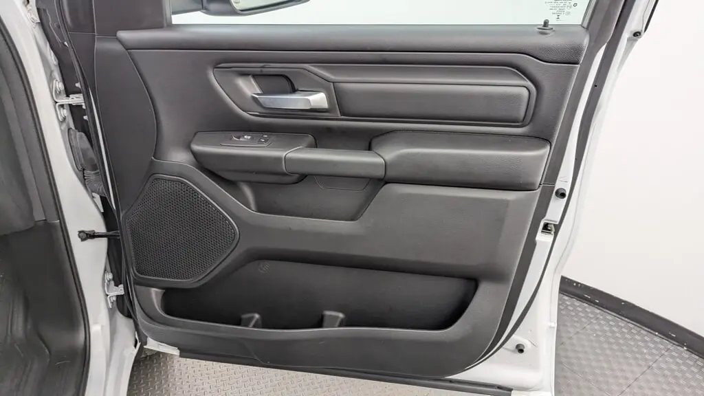 2023 RAM 1500 TRADESMAN photo 21