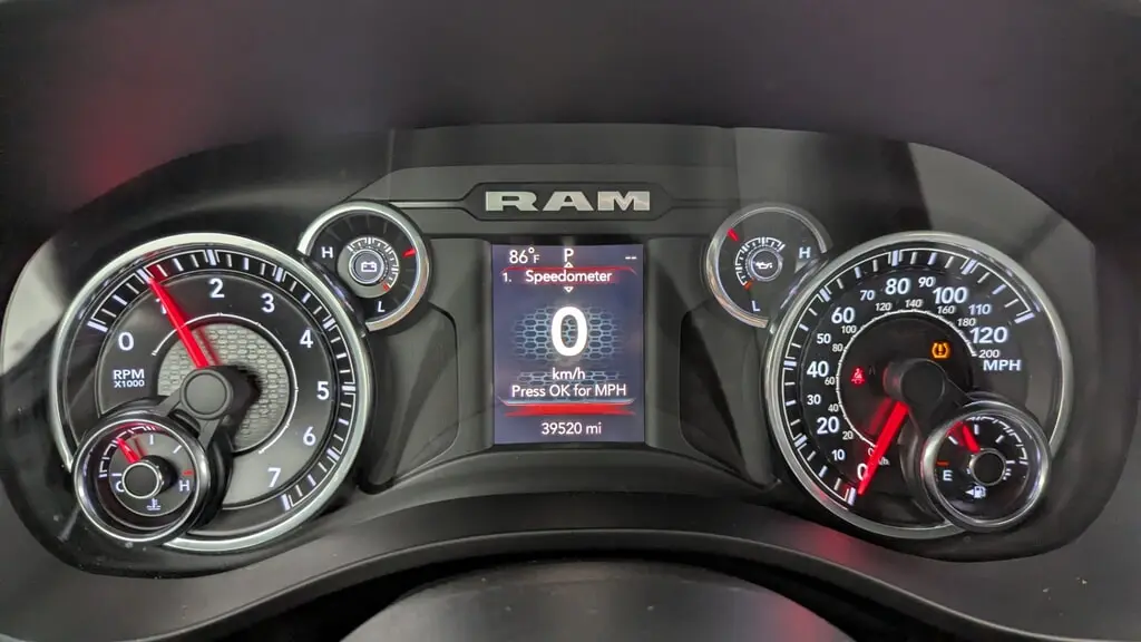 2023 RAM 1500 TRADESMAN photo 25