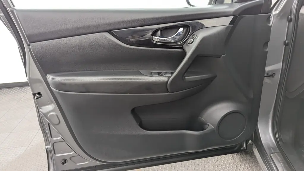 Florida Fine Cars - Used NISSAN ROGUE SPORT 2019 MARGATE SV