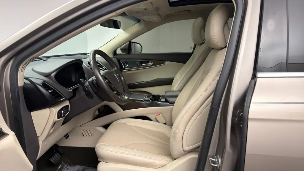 Florida Fine Cars - Used LINCOLN NAUTILUS 2019 WEST PALM RESERVE