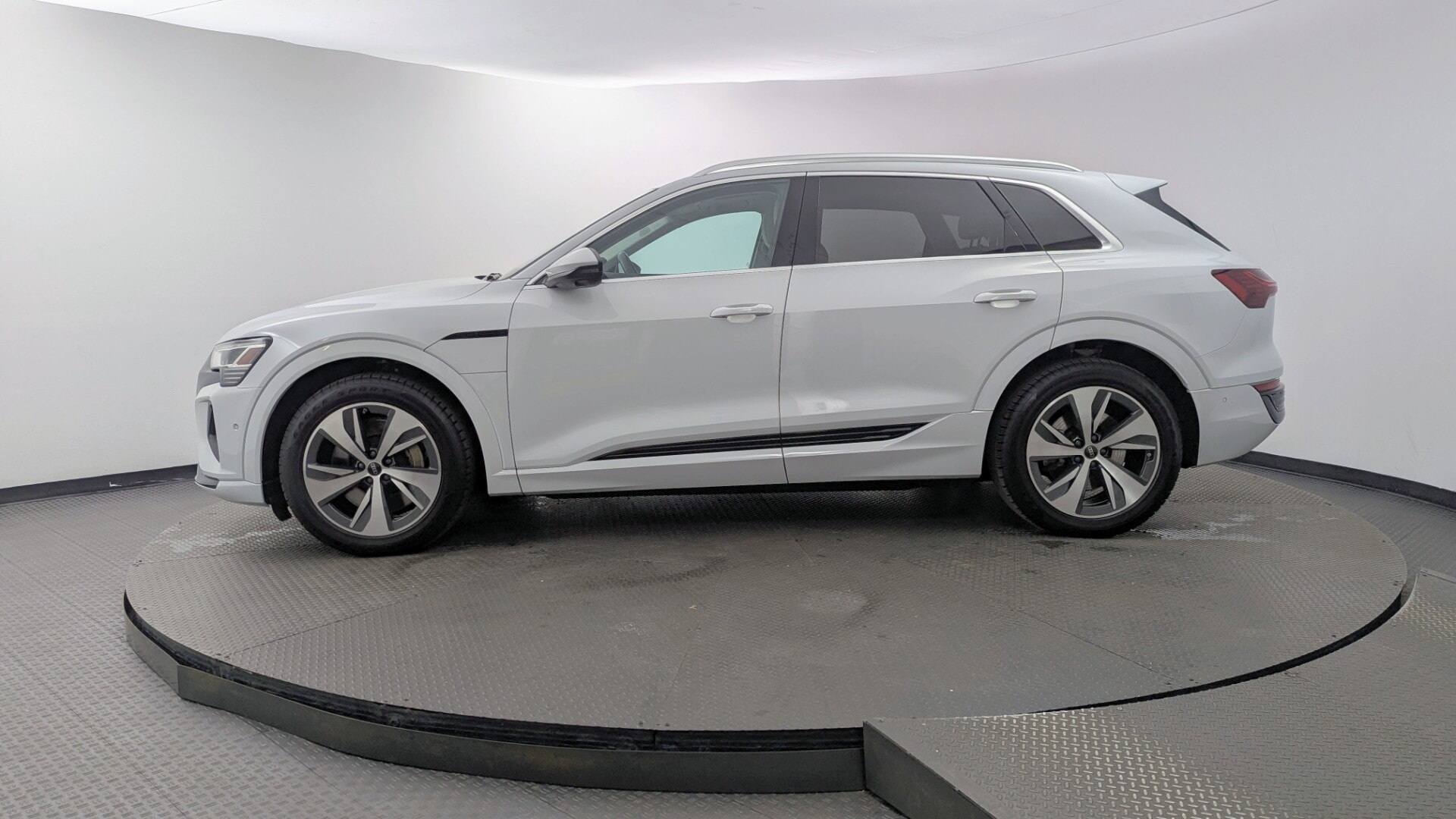 Florida Fine Cars - Used vehicle - SUV AUDI Q8 E-TRON 2024