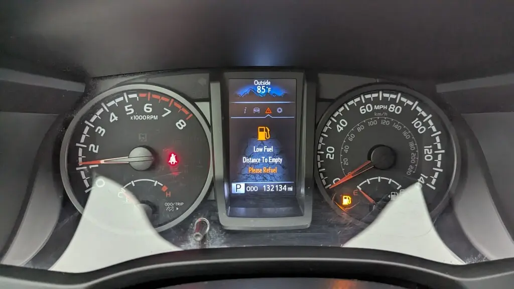 2020 TOYOTA TACOMA 2WD SR photo 23