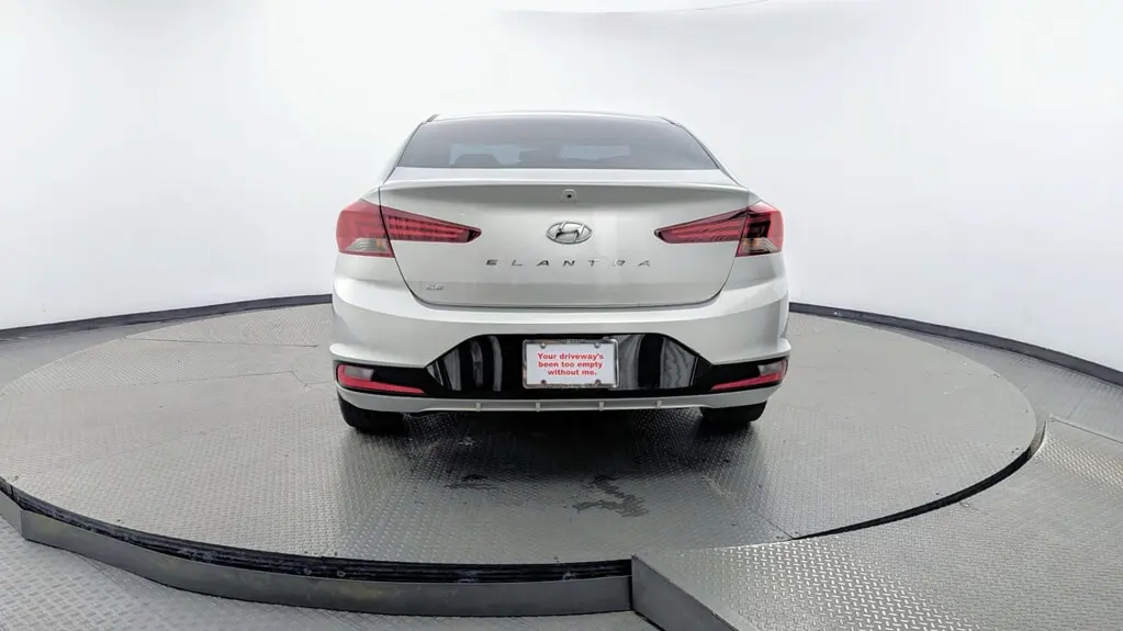 2020 HYUNDAI ELANTRA SE photo 6