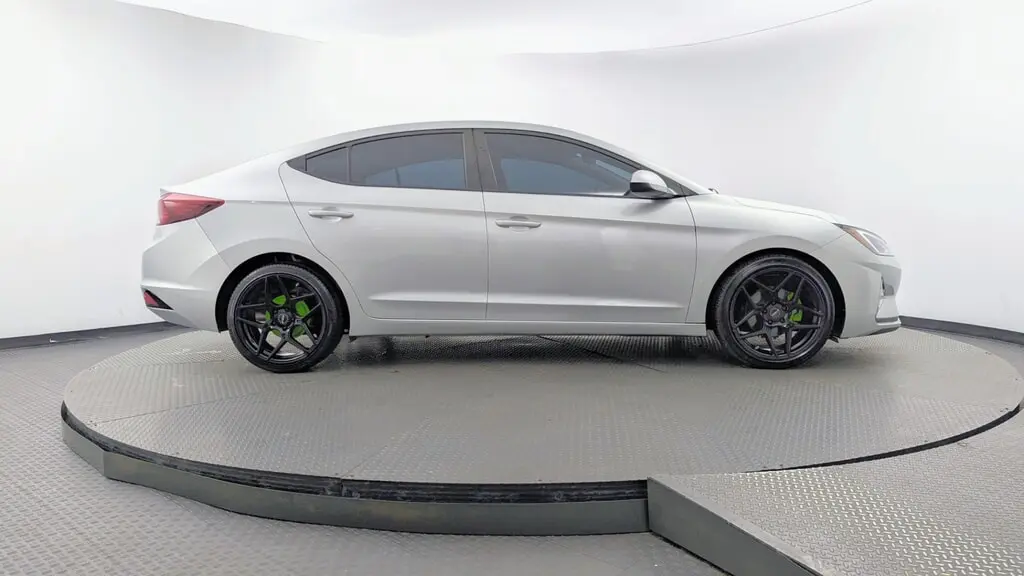 2020 HYUNDAI ELANTRA SE photo 8