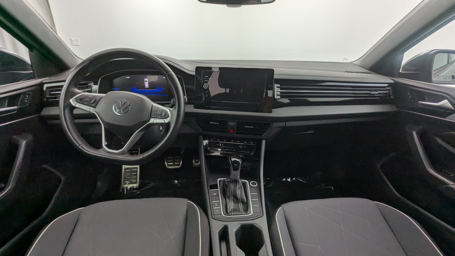 Florida Fine Cars - Used vehicle - SEDAN VOLKSWAGEN JETTA 2025