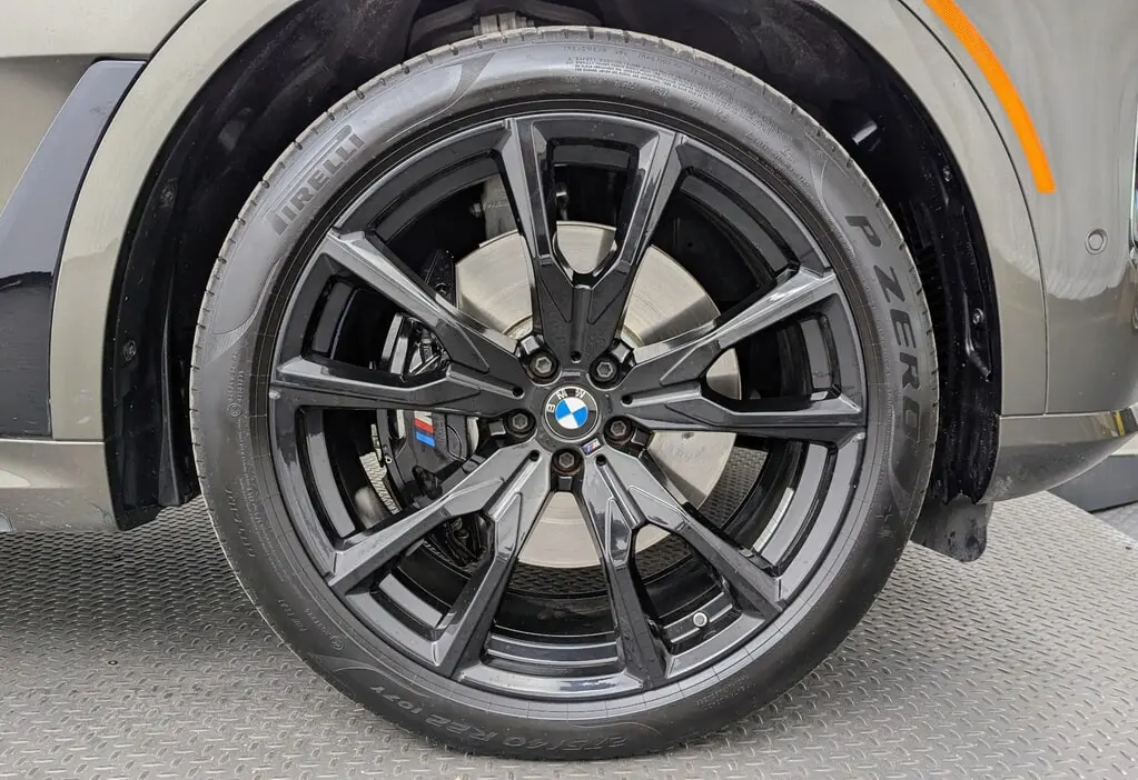 2024 BMW X7 M60I photo 33