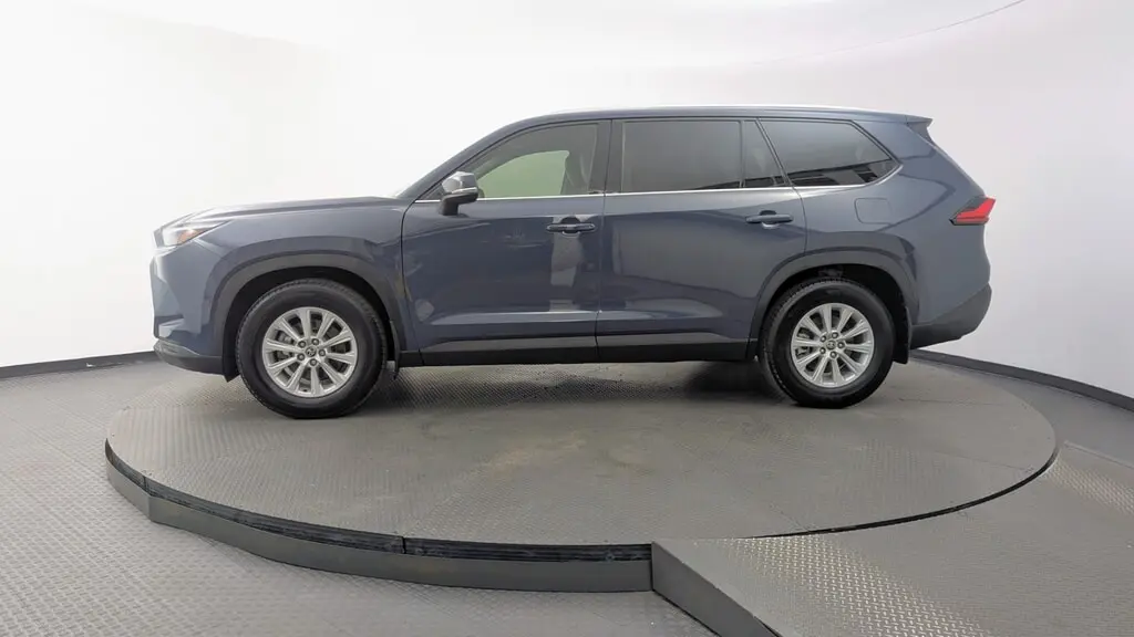 Florida Fine Cars - Used TOYOTA GRAND HIGHLANDER 2024 MIAMI XLE