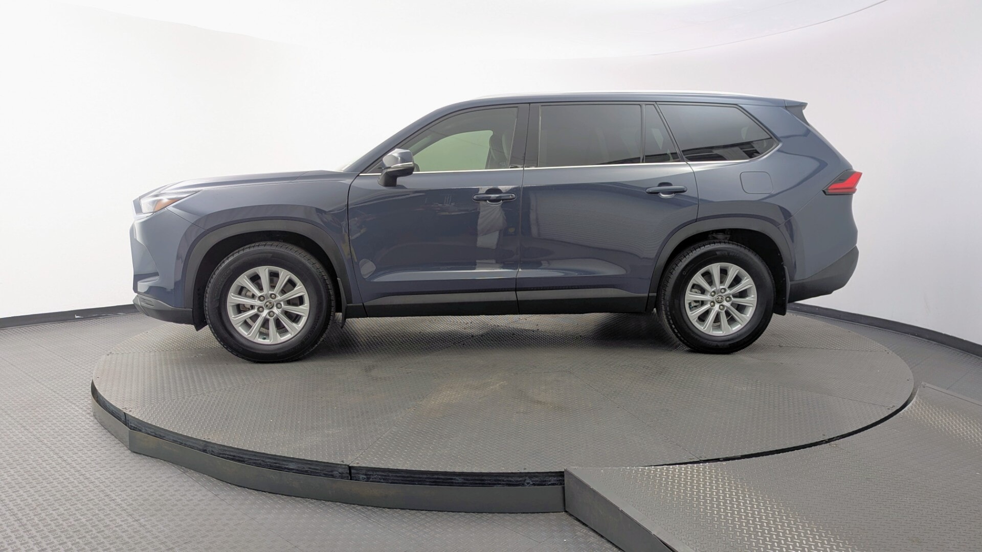 Florida Fine Cars - Used vehicle - SUV TOYOTA GRAND HIGHLANDER 2024