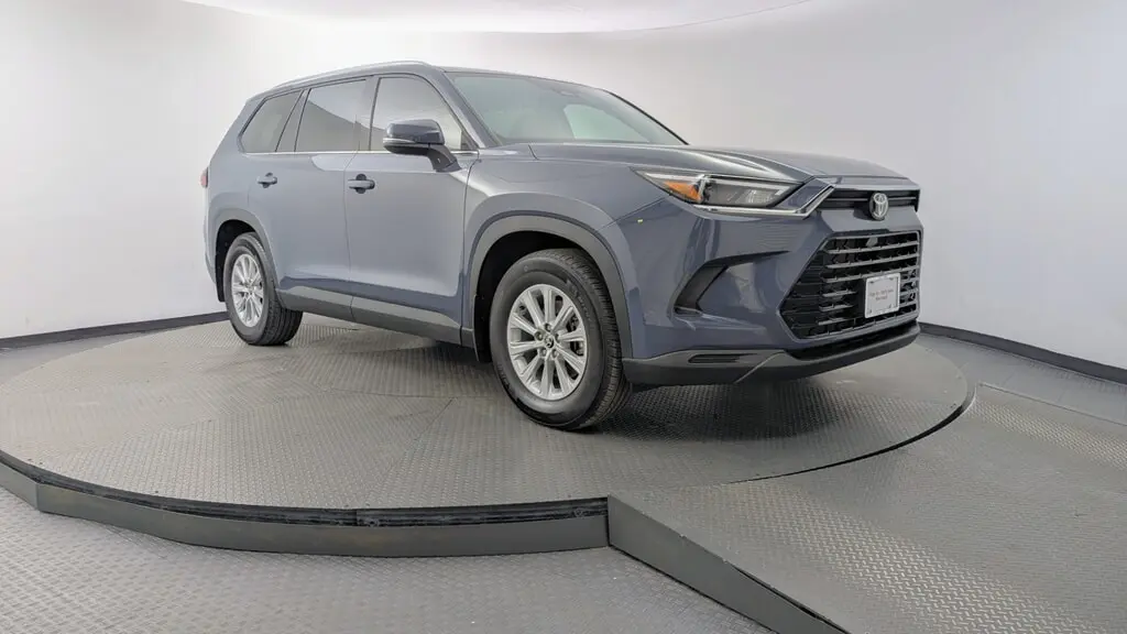 Florida Fine Cars - Used TOYOTA GRAND HIGHLANDER 2024 MIAMI XLE