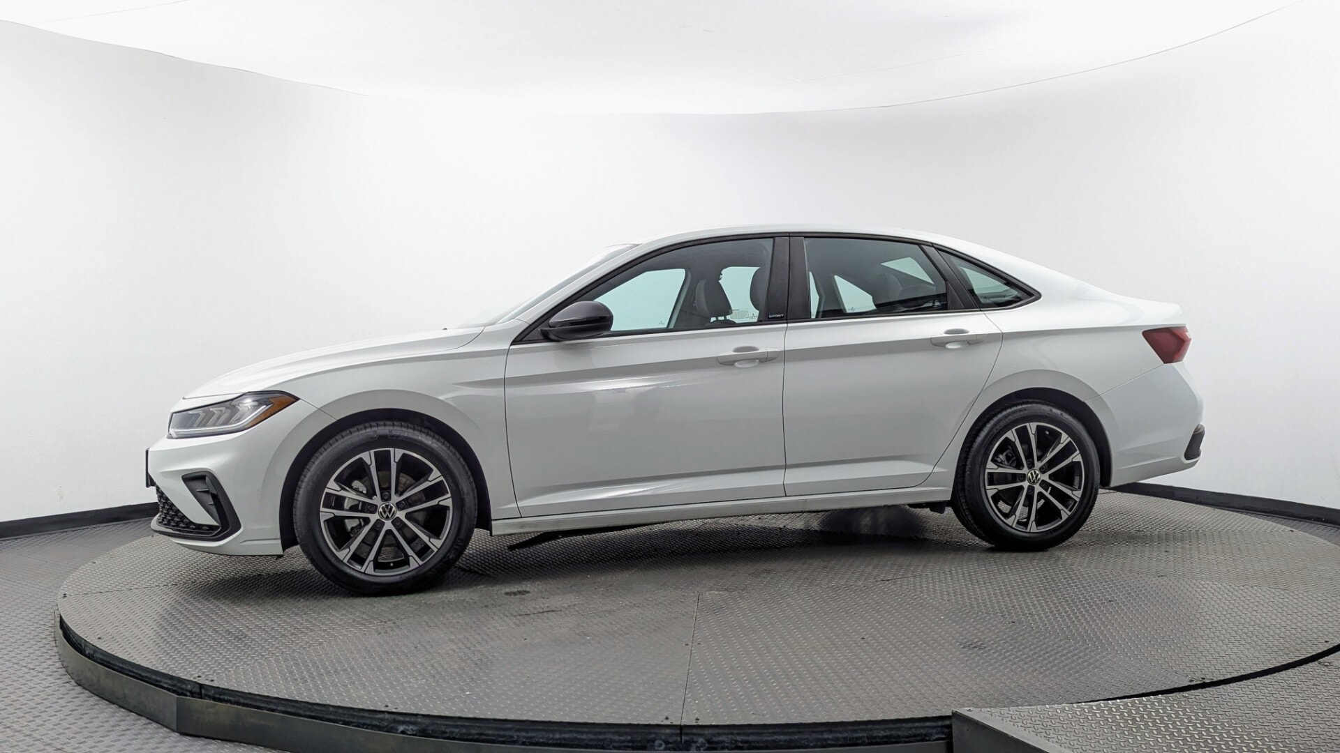 Florida Fine Cars - Used vehicle - SEDAN VOLKSWAGEN JETTA 2025