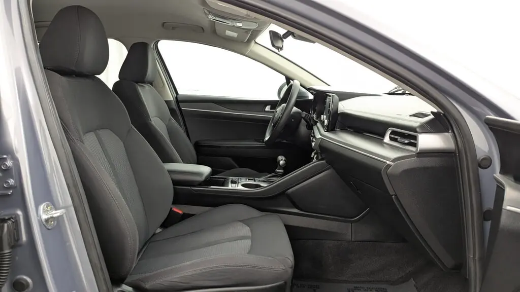 2023 KIA K5 LXS photo 21