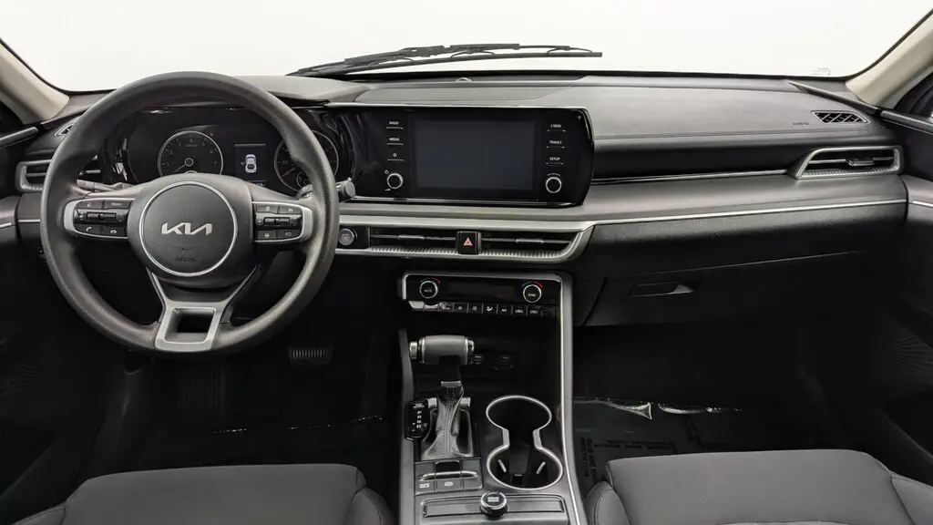 2023 KIA K5 LXS photo 25