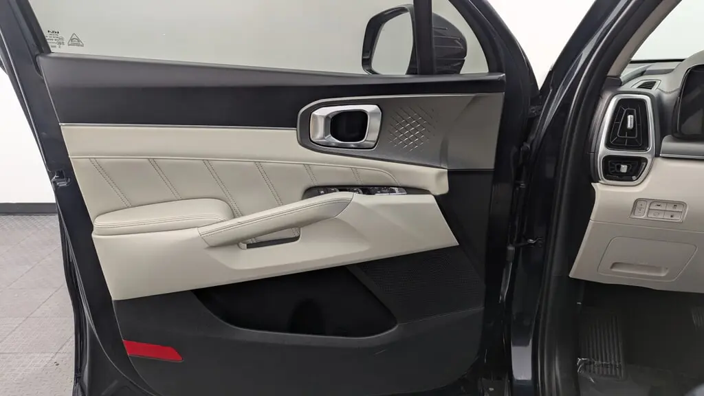 2022 KIA SORENTO PLUG-IN HYBRID SX photo 11