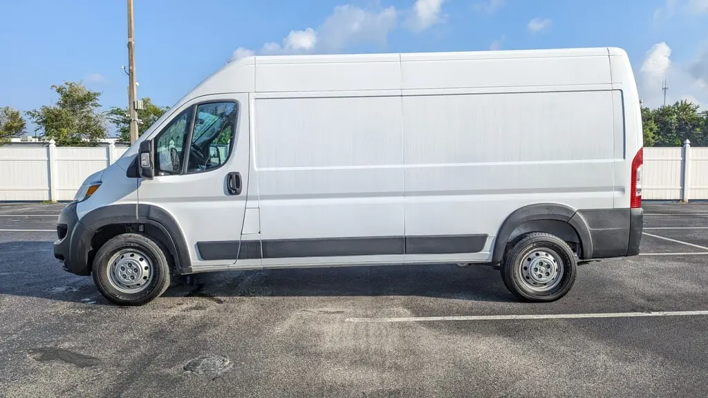 2023 RAM PROMASTER 2500 photo 2