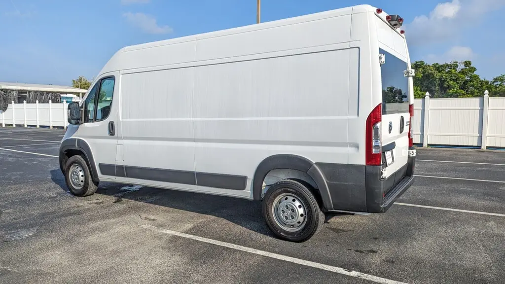 2023 RAM PROMASTER 2500 photo 5