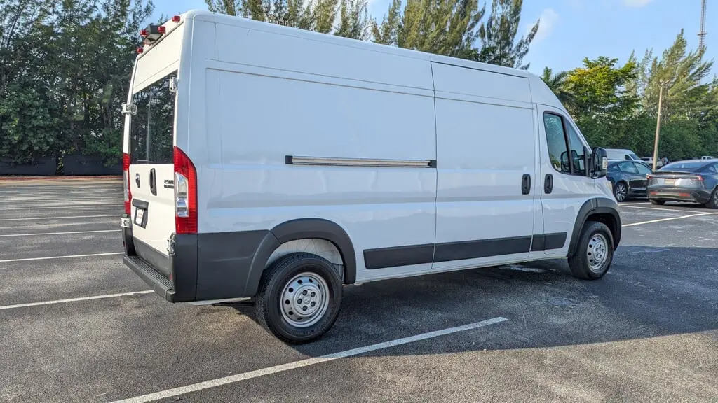 2023 RAM PROMASTER 2500 photo 7
