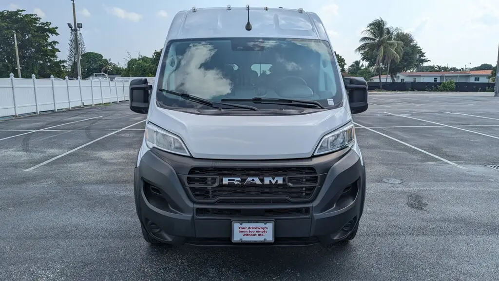 2023 RAM PROMASTER 2500 photo 10
