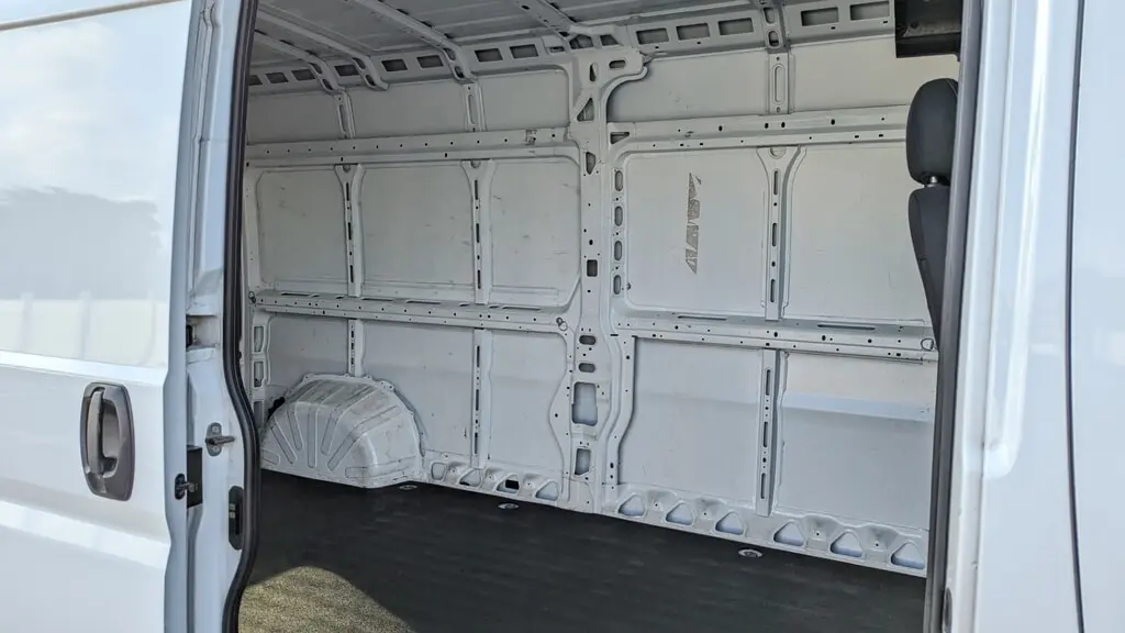 2023 RAM PROMASTER 2500 photo 16