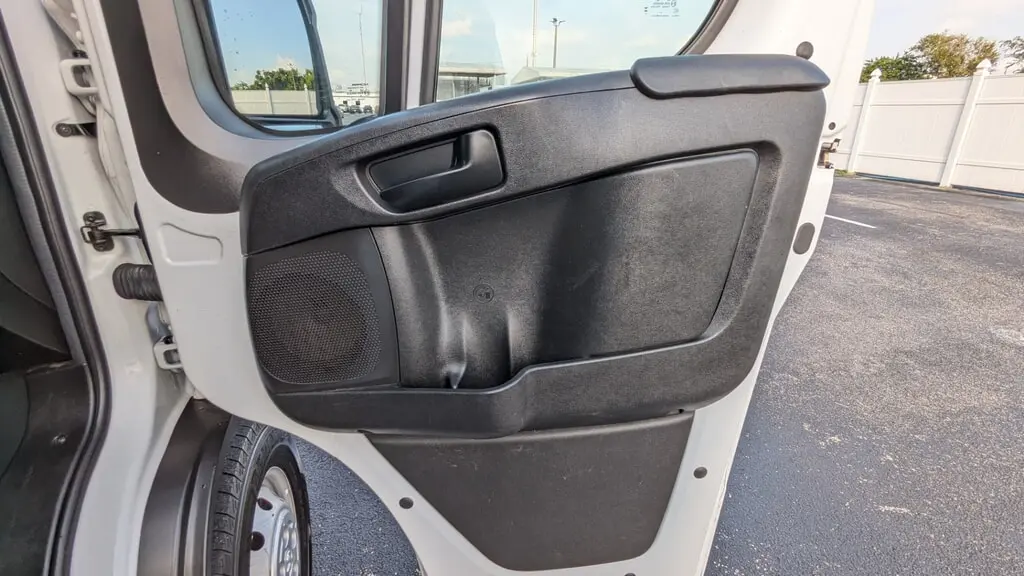 2023 RAM PROMASTER 2500 photo 20