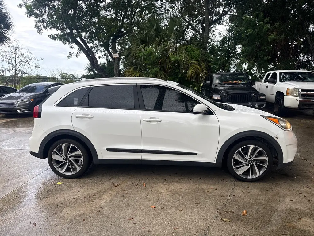 Florida Fine Cars - Used KIA NIRO 2017 WEST PALM TOURING