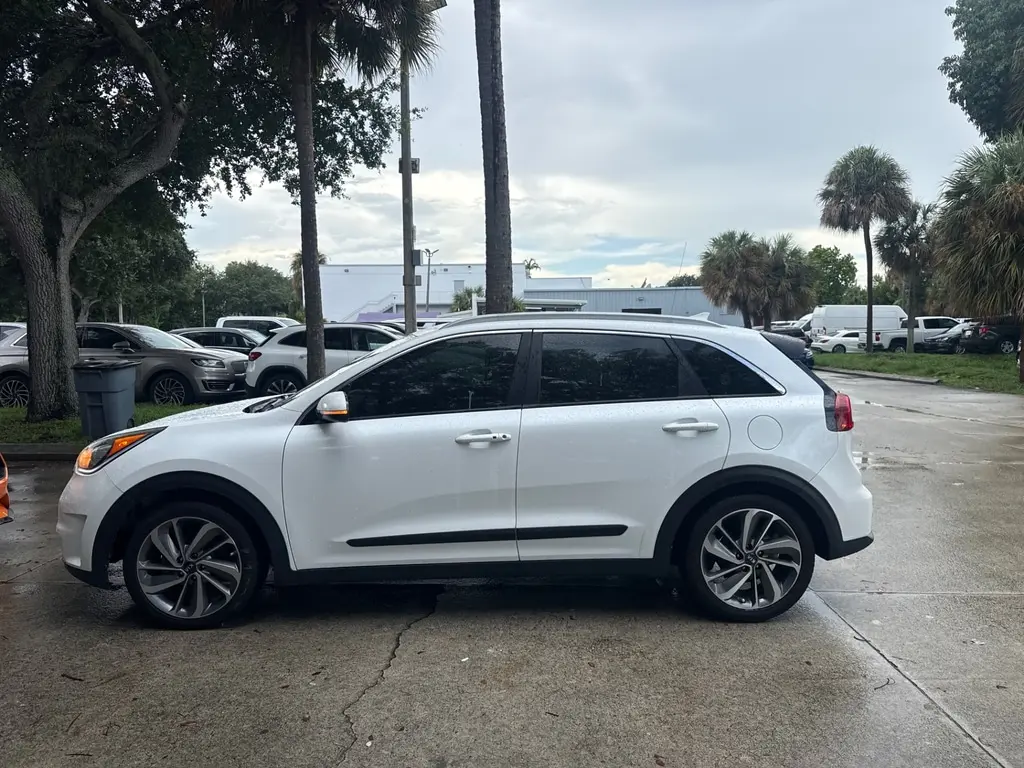 Florida Fine Cars - Used KIA NIRO 2017 WEST PALM TOURING