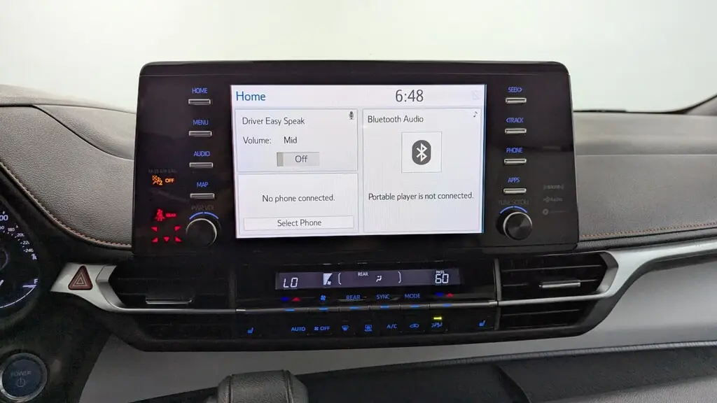 2022 TOYOTA SIENNA XSE photo 26