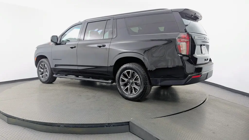 2022 CHEVROLET SUBURBAN Z71 photo 5