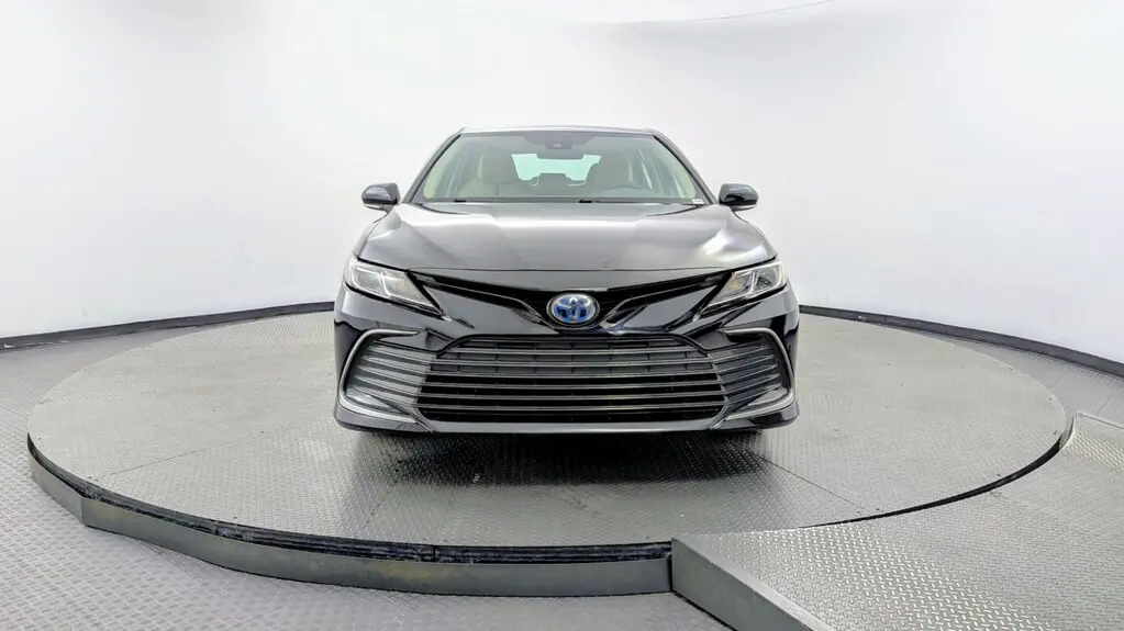 2023 TOYOTA CAMRY HYBRID LE photo 11