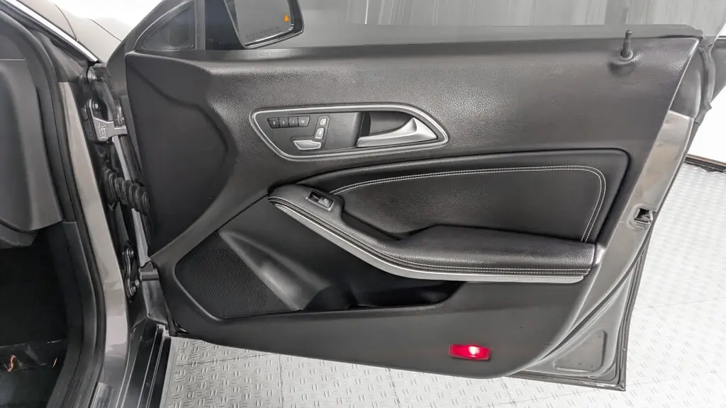 2019 MERCEDES-BENZ CLA CLA 250 photo 22