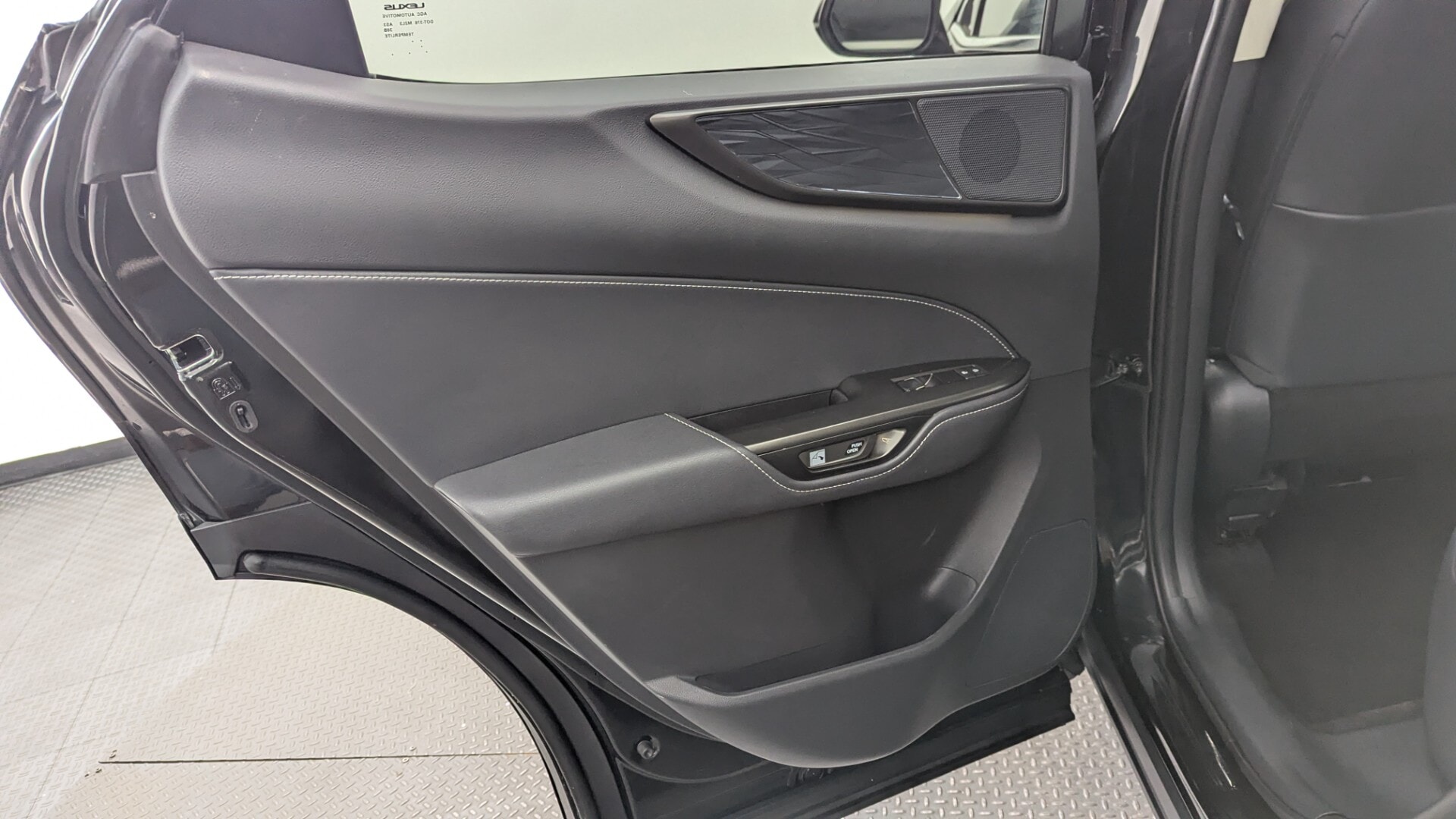 Florida Fine Cars - Used vehicle - SUV LEXUS NX 2023