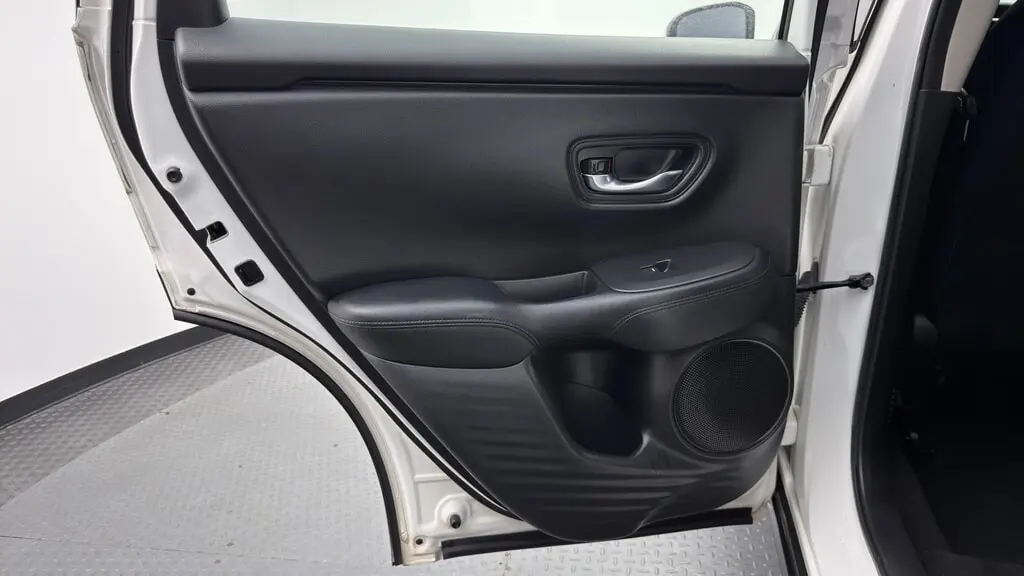 2023 HONDA HR-V LX photo 15
