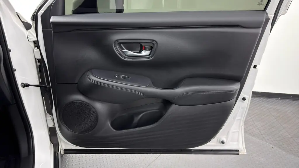 2023 HONDA HR-V LX photo 22