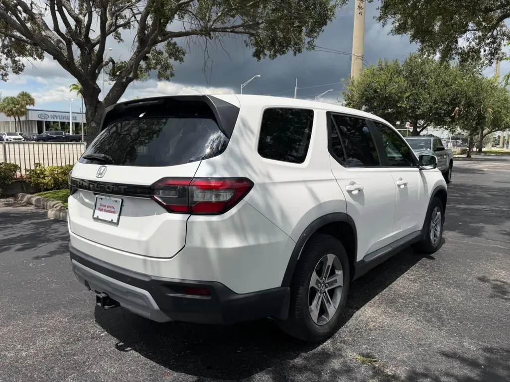Florida Fine Cars - Used HONDA PILOT 2023 MIAMI EX-L 8 PASSENGER
