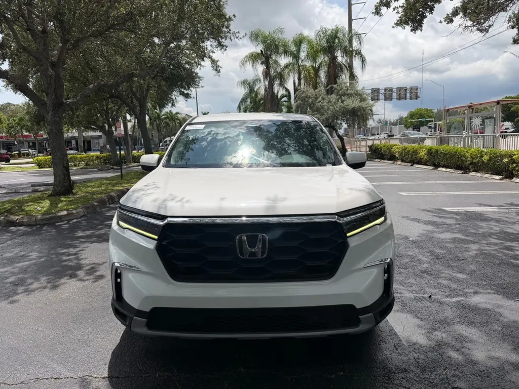 Florida Fine Cars - Used HONDA PILOT 2023 MIAMI EX-L 8 PASSENGER