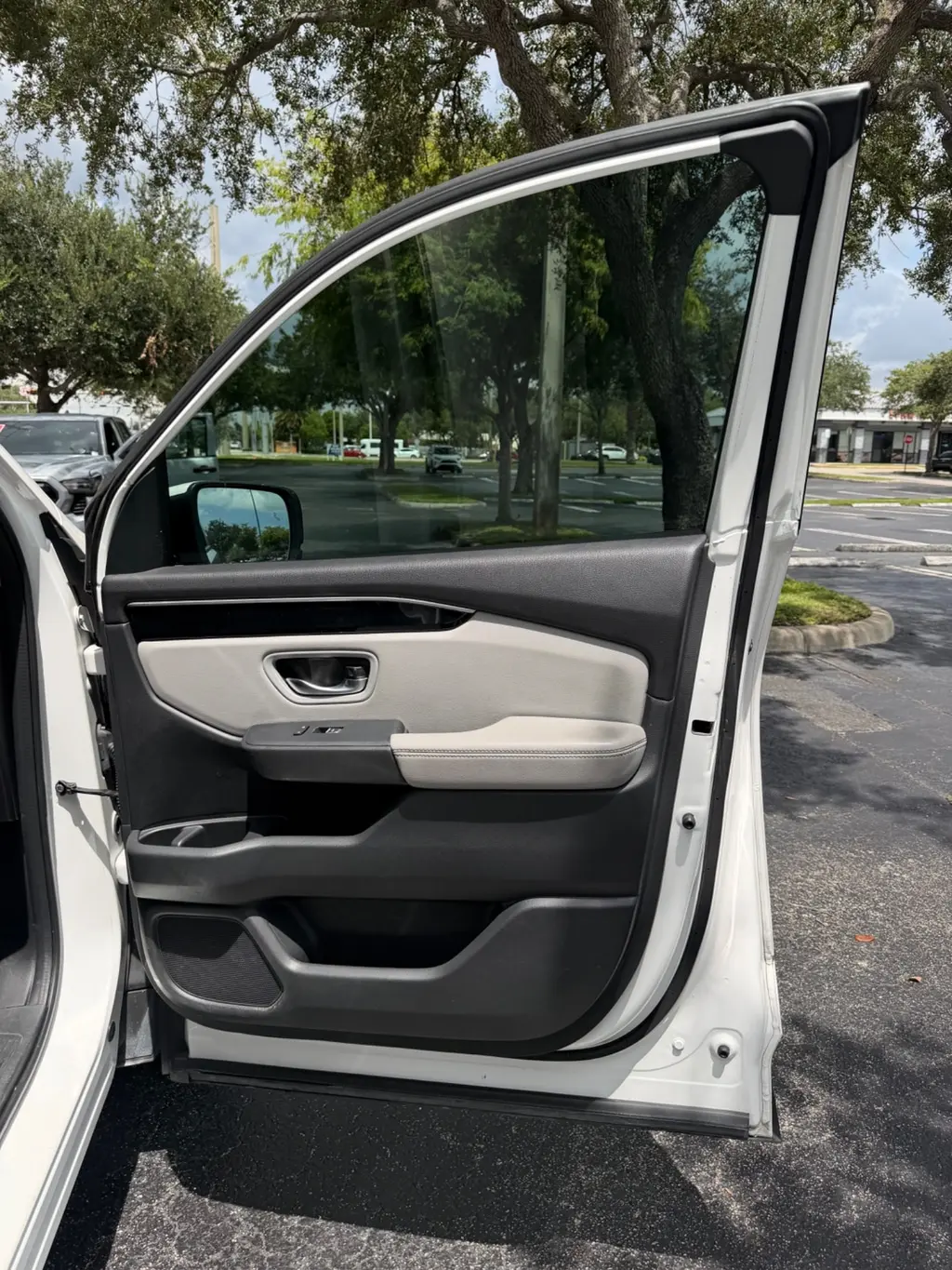 Florida Fine Cars - Used HONDA PILOT 2023 MIAMI EX-L 8 PASSENGER
