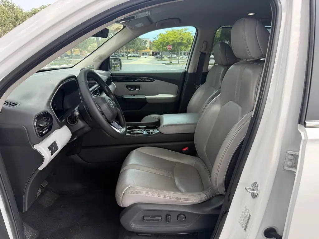 Florida Fine Cars - Used HONDA PILOT 2023 MIAMI EX-L 8 PASSENGER
