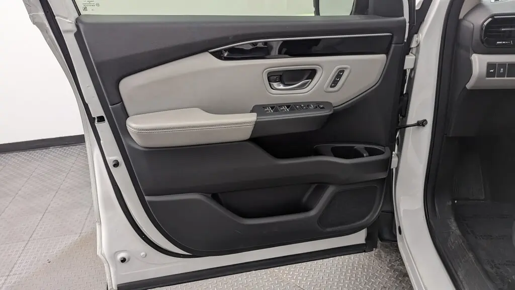 2023 HONDA PILOT EX-L 8 PASSENGER photo 12