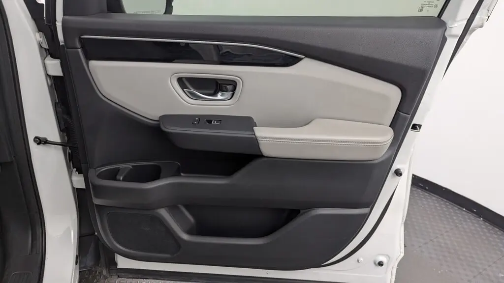 2023 HONDA PILOT EX-L 8 PASSENGER photo 23