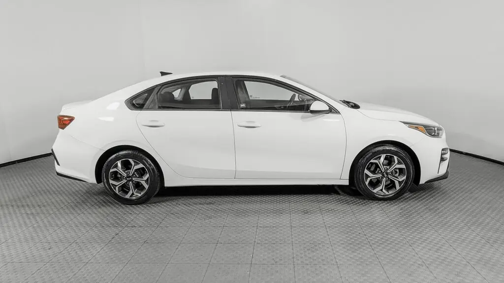 2019 KIA FORTE LXS photo 8