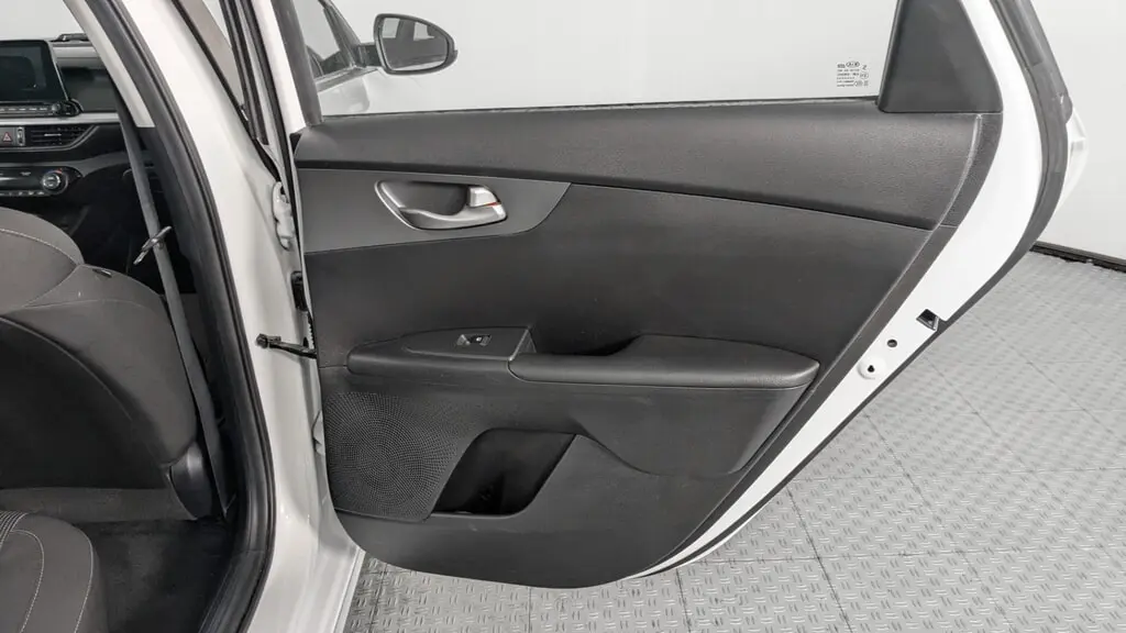 2019 KIA FORTE LXS photo 18