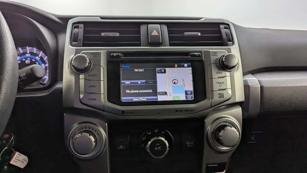 2019 TOYOTA 4RUNNER SR5 photo 25