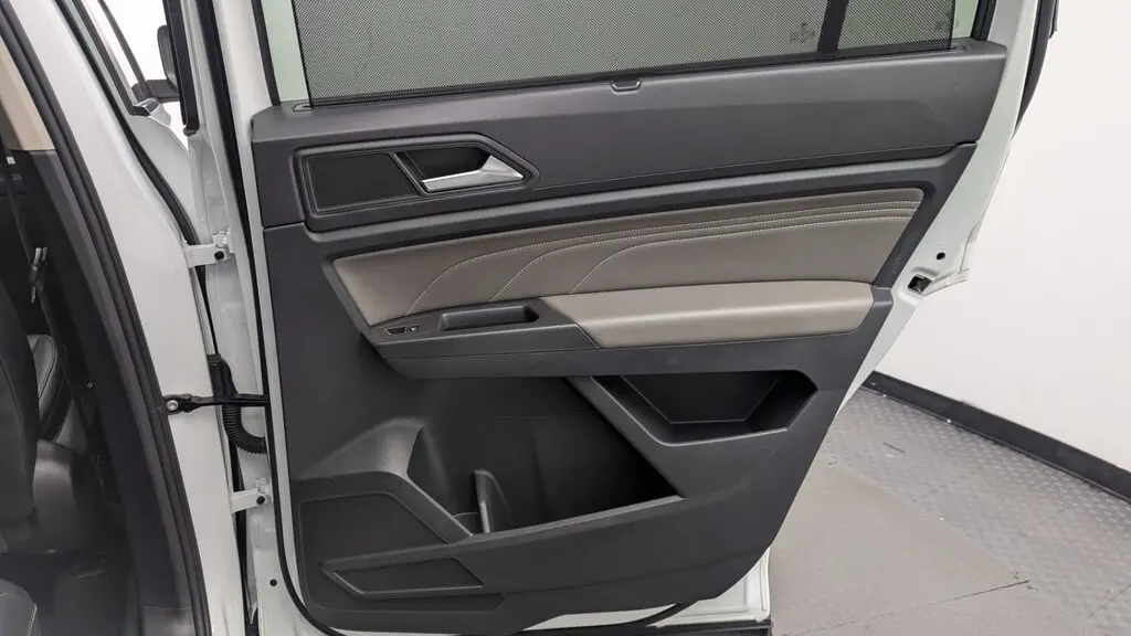 2023 VOLKSWAGEN ATLAS 3.6L V6 SE W/TECHNOLOGY photo 21