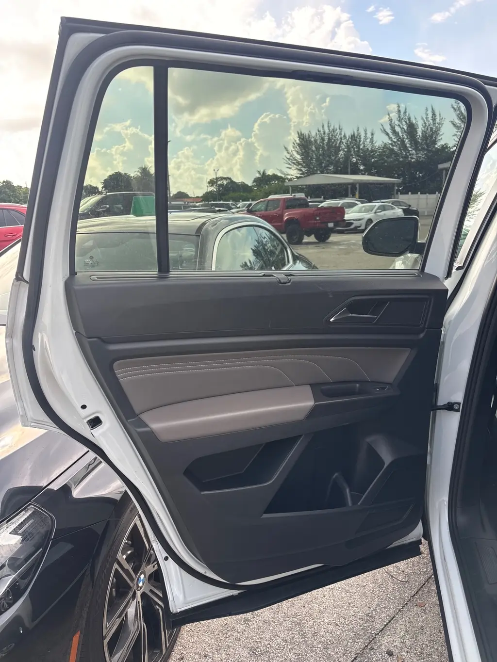 Florida Fine Cars - Used VOLKSWAGEN ATLAS 2023 MIAMI 3.6L V6 SE W/TECHNOLOGY