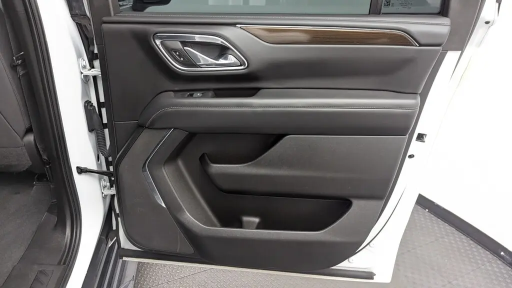 2023 GMC YUKON XL SLE photo 21